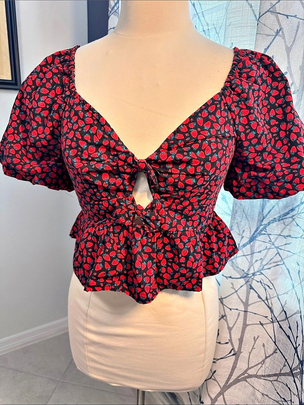 Band of the Free Floral Peplum Blouse in Black & Red Large